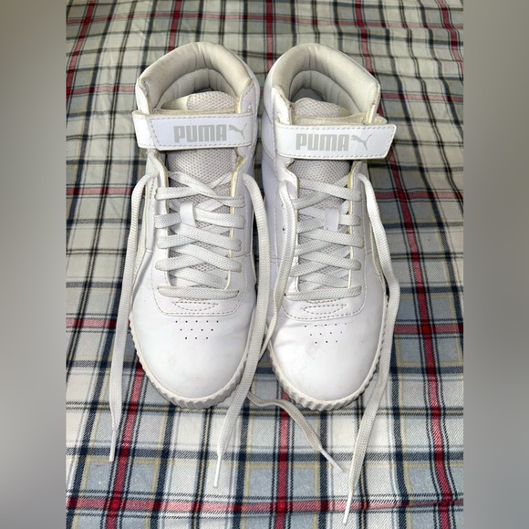 PUMA Women’s Carina Mid Sneaker - Picture 1 of 6